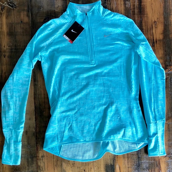 Nike Tops - Nike quarter zip